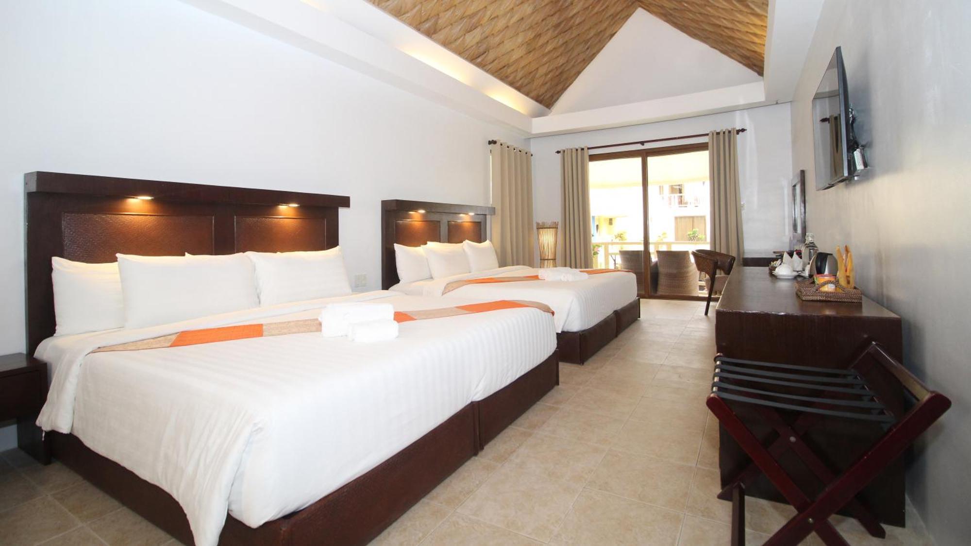 Ambassador In Paradise Balabag  Exterior foto Deluxe Room