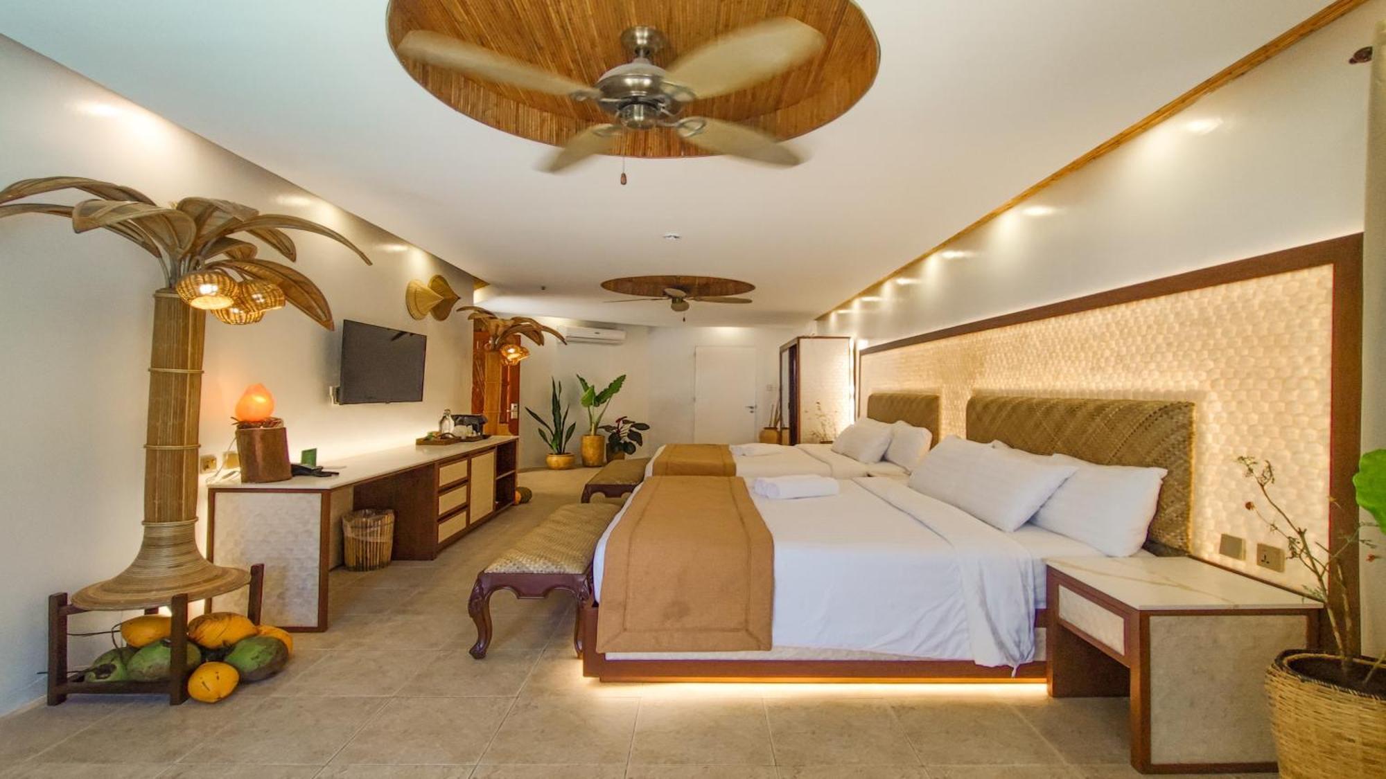 Ambassador In Paradise Balabag  Exterior foto Deluxe Room
