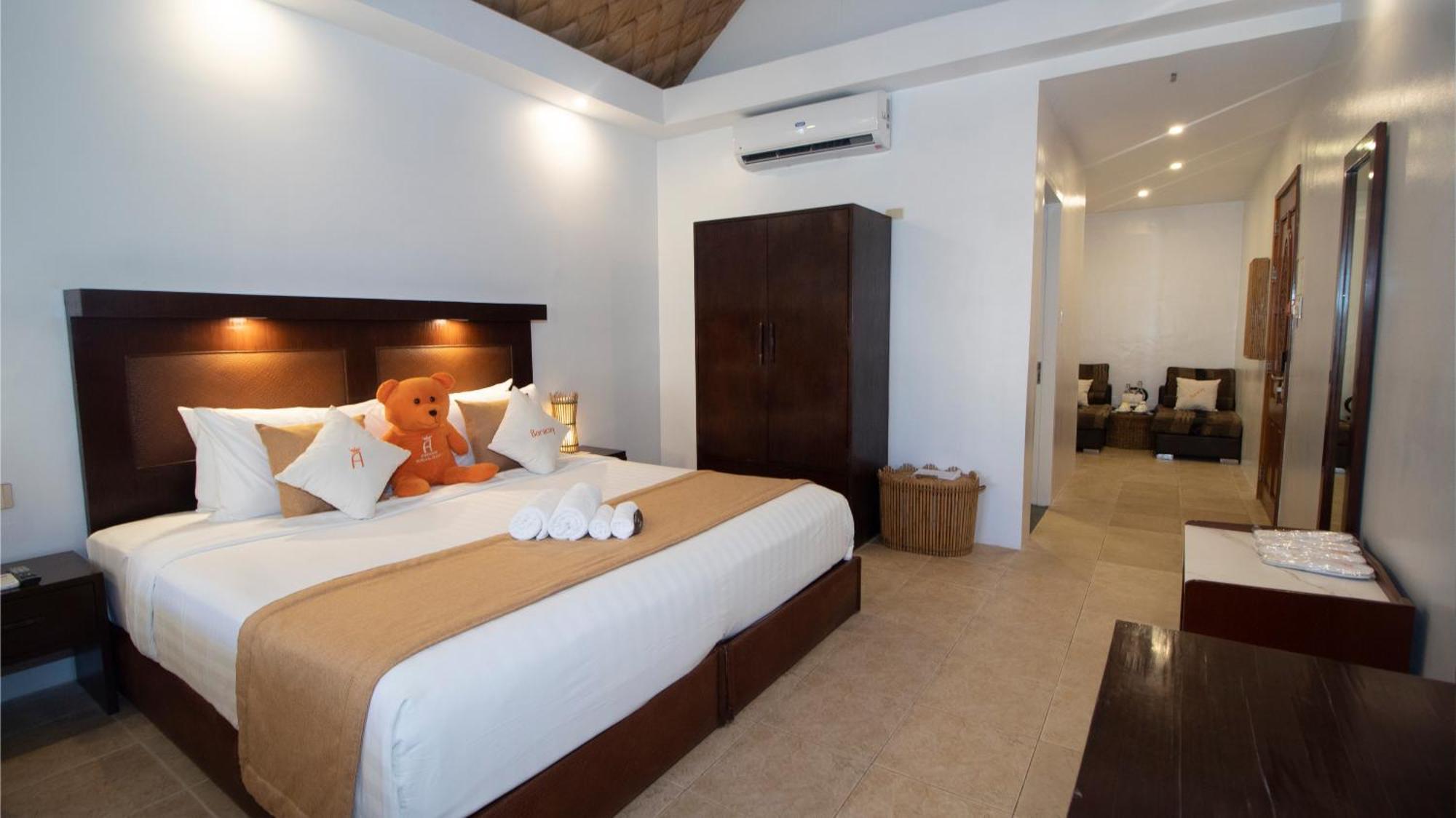 Ambassador In Paradise Balabag  Exterior foto A room at the resort